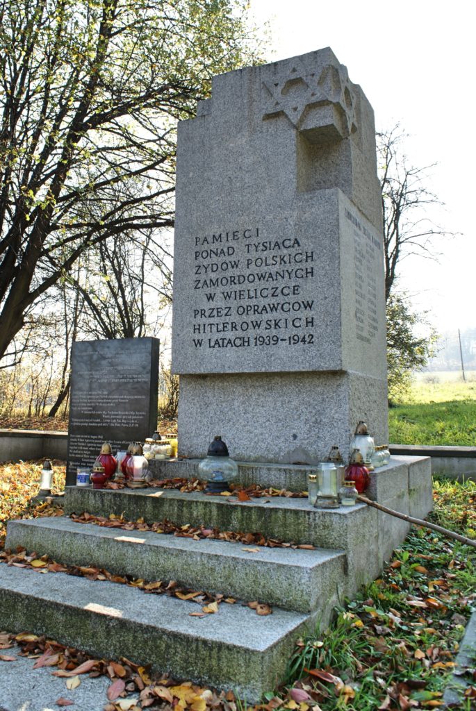 Wieliczka cmentarz żydowski, pomnik 